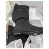 Sz 5.5 Boots