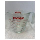 Vintage Pyrex Measuring Glass