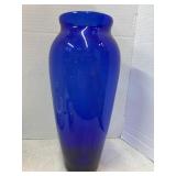 13ï¿½ Tall Blue Glass Vase
