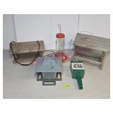 Birdhouses & Feeder Filler