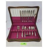 WM Rogers & Son Gardenia Flatware Set