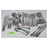 Cutlery Sets (Noncomplete)