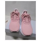 WOMENS PUMA SIZE 9 LOOKS NEW WITH BOX