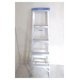 GUC  ALUMINUM STEP LADDER