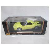 MAISTO 2002 FORD THUNDERBIRD 1:18 DIE CAST CAR