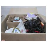 BOX LOT VARIOUS VINTAGE DISHES, ELECTRONICS