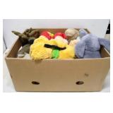 LOT VARIOUS STUFFED ANIMALS