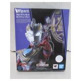 NEW IN BOX S.H.FIGUART BANDAI ULTRAMAN FIGURE