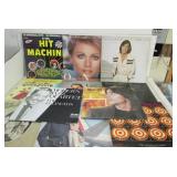 LOT OF 11 VARIOUS VINTAGE VINYL RECORDS ALBUMS