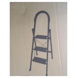 NEW IN BOX 3 STEPS STEP LADDER