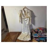 Vintage Wedding Dress Circa 1935 With Head Piece