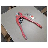 Ridgid Pipe Cutter with Extra Blade