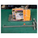 New Sponges, Carrying Hooks, Troff