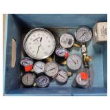 13 Pressure Guages Various PSI, 1 Amico New In Bag