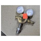 Gas Regulator Single Stage No Brand or Info Marks