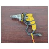 DeWalt DW223G Drill Powers On