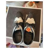 Mens Shoes Size 10.5 D