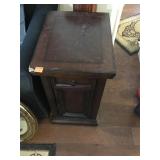 Wood Side Table Damaged 25'x14'x18'