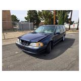 1999 Volvo V70 Wagon - Turbo, Leather, Moonroof