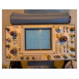TEXTRONIX 465 OSCILLOSCOPE NO PROBES