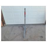 1 Matthews Tripod