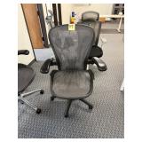 Task Chair - Herman Miller Aeron, Size C