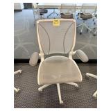 Task Chair - Humanscale Diffrient World