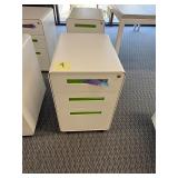 Mobile File Pedestal - w/Key