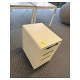 Mobile File Pedestal - w/Key