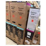 Pioneer XUMO 4 K Ultra HD 55' LED TV with Mount