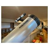 Meade 114 EQ-A: 4.5ï¿½ Reflecting Telescope