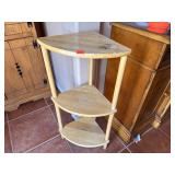 Corner Shelf - 36' Tall x 12'
