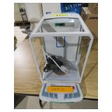 Ohaus Discovery DV314C Balance Scale