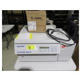 Eppendorf 5804R Centrifuge