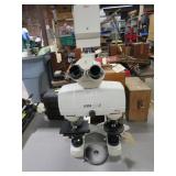 Leica CFM2 Microscope