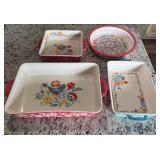 Pioneer Woman Casserole Dishes & Pie Plate