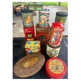 Lot of vintage tins