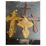 Lot of metal/ plastic crosses