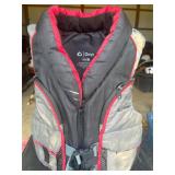 Onyx large life vest 40-44in chest