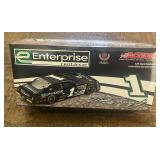 Martin Truex jr 1:24 scale nascar