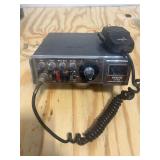 Robyn SX-102B CB radio with mic