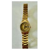 Vintage Seiko SQ Watch Womens Gold Tone Day-Date
