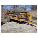 Knight 252 manure spreader