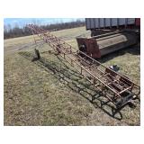 40' Smally bale elevator on transport