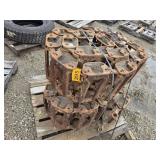 Grouser skidloader tracks