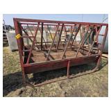 Round bale feeder