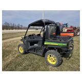 John Deere RSX 850i gator
