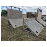 Flat grain storage bulk heads