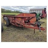 New Holland 155 manure spreader