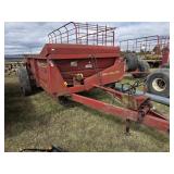 New Holland 195 manure spreader